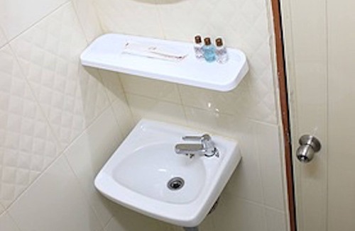 Khlong Kluea Hotel | Primera Place