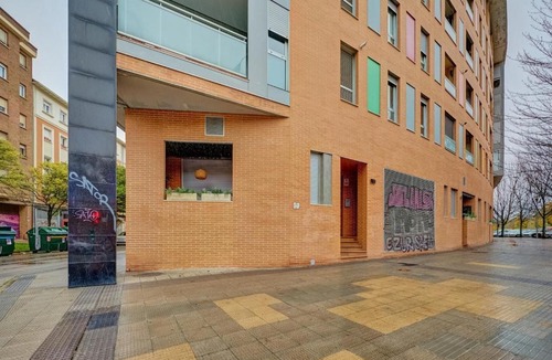 Rochapea Apartment | Primera Rivera Suite