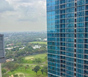 Bonifacio Global City Apartment | PrimeStay BGC