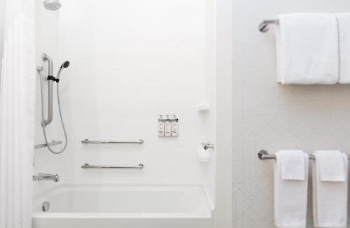 Madison Hotel | PrimeStay Extended Suites by IHG