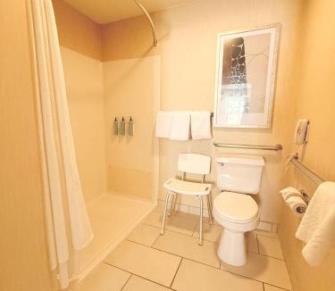Madison Hotel | PrimeStay Extended Suites by IHG