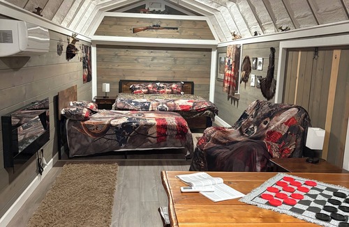 Wayland Cabin | Primitive cabin with additional camping room