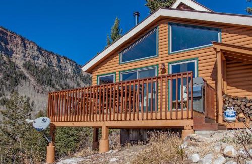 Purgatory House | Primrose Cabin