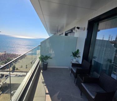 Mamaia-Sat Apartment | Prince Edward Beach Apartments - Tomis Villa Grand Resort