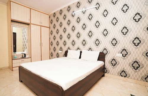 Udyog Vihar Hotel | Prince Villa