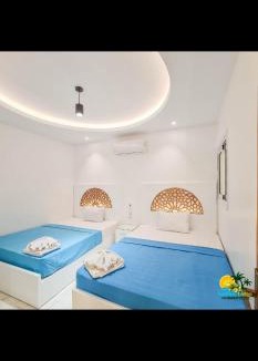 Sheraton Road -Sakkala Boat Rental | Princess tala