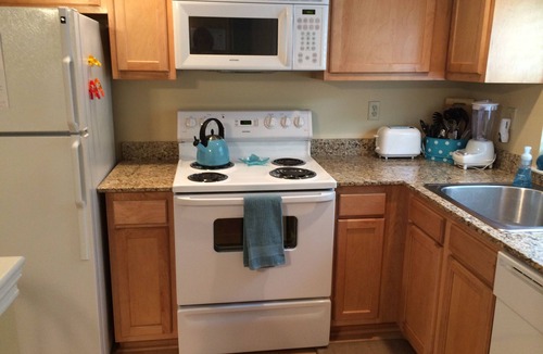 Kennebunkport Condo | Pristine 2 bdrm Condo near Goose Rocks Beach August 8th to 15th is available