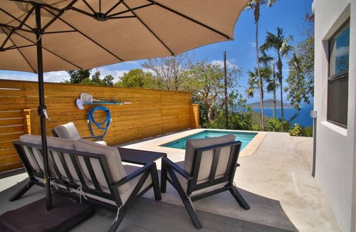 Anna's Retreat House | Pristine 2-Bedroom Villa with Private Pool