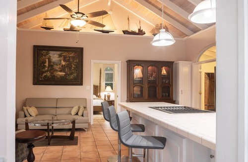 Estate Contant Cottage | "Pristine 2bdrm/2bth, Epic Views, Generator, 5 Star reviews, Near Cruz Bay!"