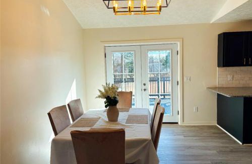 Martinsburg House | Pristine 3BR & 2bath Ranch style Near I-81 Hospitals & Downtown Martinsburg