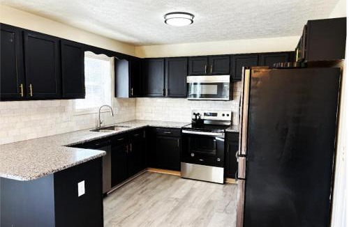 Martinsburg House | Pristine 3BR & 2bath Ranch style Near I-81 Hospitals & Downtown Martinsburg