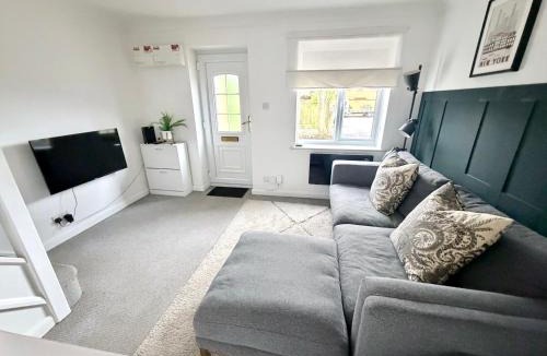 Great Houghton Apartment | Pristine and homely 1 bedroom house