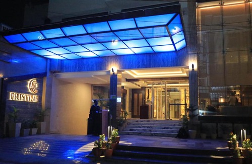 Varanasi Hotel | Pristine Hotel, Varanasi