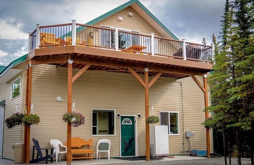 Sterling Apartment | Pristine Private Kenai River Front Property With An Eagle's Nest 360 Degree View