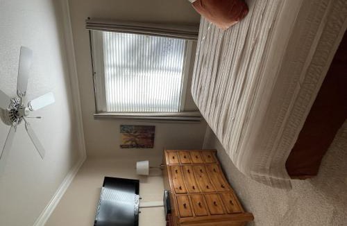 Deer Valley House | Pristine Top Floor Condo With Access To Clubhouse & Pools