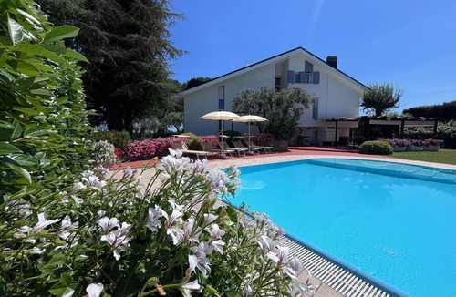 Santarcangelo di Romagna Villa | Private Villa with A/C, WIFI, private pool, sauna, TV, patio, panoramic view, close to Rimini