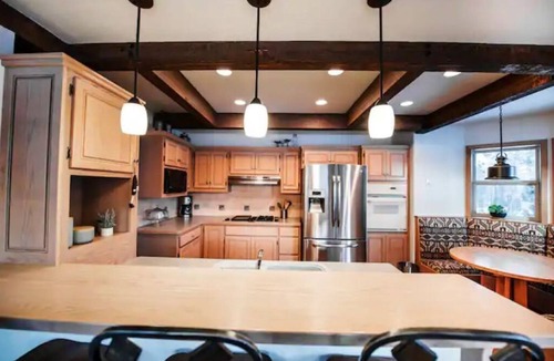 Hermosa House | Privacy-YES! Animas Valley gem sleeps 11 on 5 acres with Creek/Pond/Natl Forest!