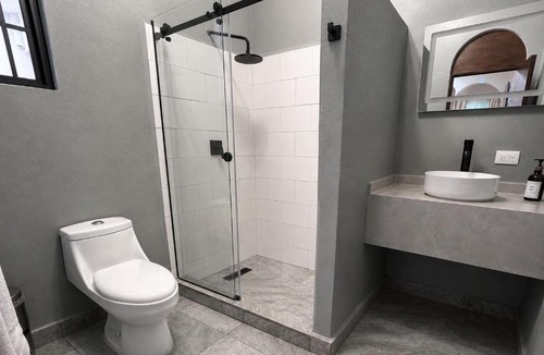 Monterrey Centro Hotel | Privada Guadalupe