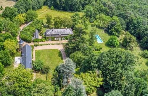 Sainte-Alvere Villa | Private estate for 20 people with a heated pool. Week available in July!