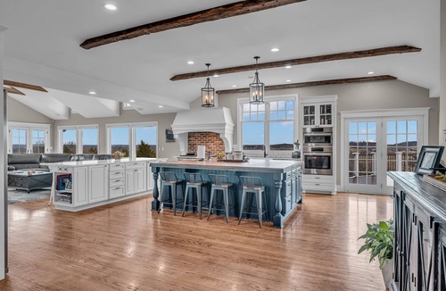 Lawrence House | Private 11-acre Retreat-Luxury Estate - Private Gym, Pool, Entertainment Space