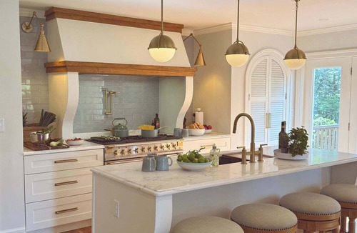 Culpeper Villa | Private 16-Acre Lakefront Manor | Pool | Sleeps 12