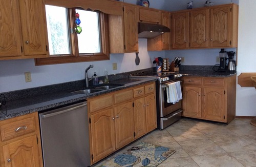 Plantation House | Private 2.5 acre bayfront. KAYAK LAUNCH + boat slip. JAN + FEB 2027 available