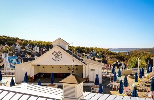 Branson Cottage | Private 2 bedroom - 2 bath cottage in gated resort overlooking Table Rock Lake