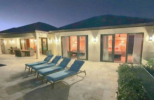 Juba Sound House | Private 3 bed, 3 bath villa with pool and endless ocean views.