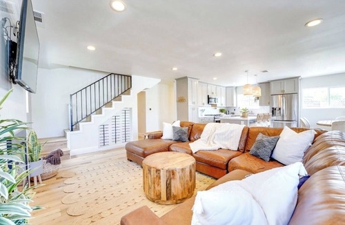 Leucadia House | Private 3BD Coastal Oasis - .5 miles from Beach!
