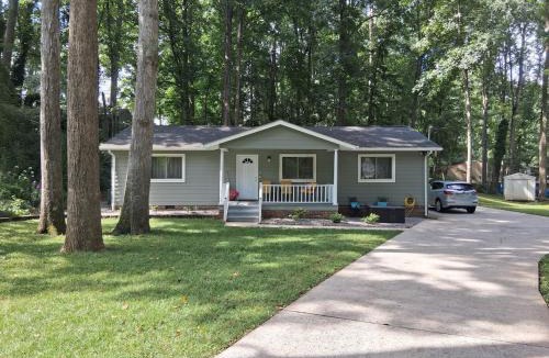 Statesville House | Private 3BR Bungalow on a Quiet Cul-de-sac