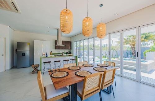 Esmeralda House | Private 3BR Villa3Min to Beach & Golf2 Pools