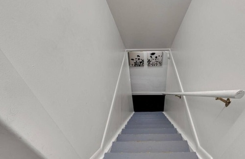 Wayne House | Private 4 BDRM house, 5 Miles from Downtown #5