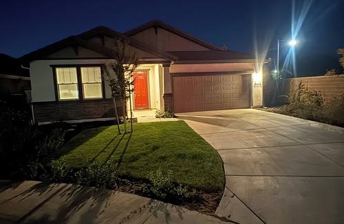 Lincoln House | Private 4BR Retreat with Hot Tub, bbq, outdoor tv near Thunder Valley