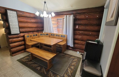 Isle Pierre House | Private 5 Acre Campsite Setting with Rustic Log Cabin