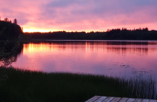 Isle Pierre House | Private 5 Acre Campsite Setting with Rustic Log Cabin