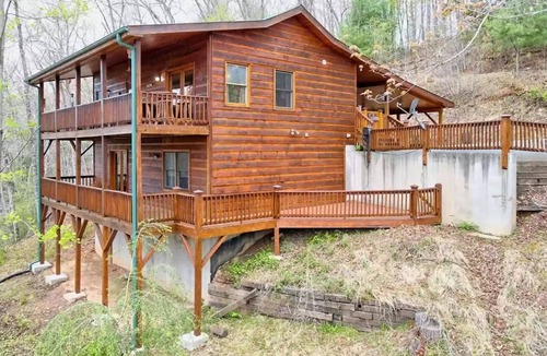 Tarheel Cabin | Private 5 acres - View - Walk to Lake