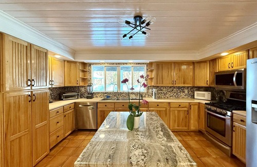 Vero Beach Villa | Private 5BR Pool Retreat Boat & RV Friendly 1 Acre Near JRTC & Wabasso Ramp