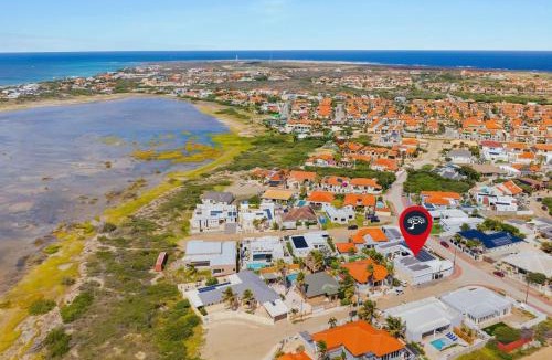Esmeralda Apartment | Private 5BR Villa with Pool, Minutes to Palm Beach