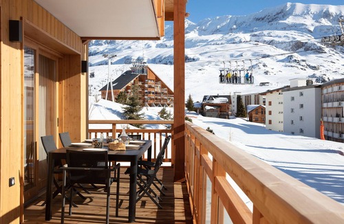 Cognet Ski Chalet | Private and modern chalet in the heart of Alpe d'Huez.