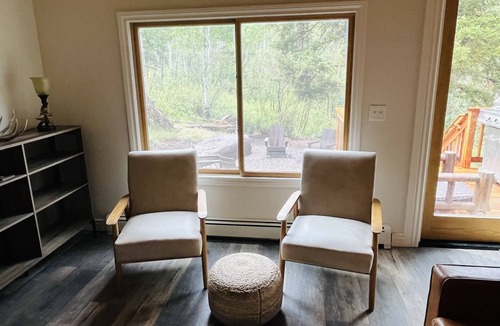 Elk Meadows Cabin | Private and peaceful 3 br cabin in the woods with new Hot Tub