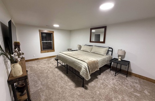 Kirby House | Private and secluded 4-bedroom farmhouse minutes from Lake Greeson