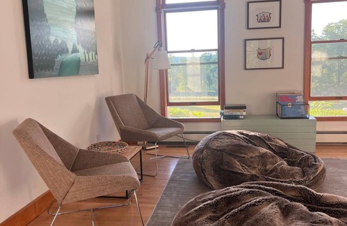 Clinton Corners House | Private and Tranquil Country Retreat