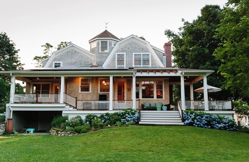 Greenbush Apartment | Private Apartment in Third Cliff Scituate Home .Walk to Beach. Pet Friendly