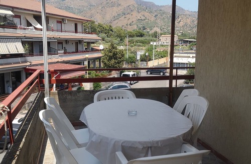 Chianchitta-Trappitello Apartment | Private apartment