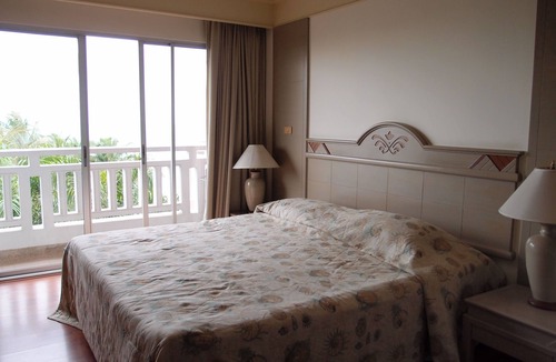 Cha-am Apartment | Private apartment with hotel service in a golfing and wellness hotel