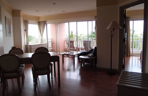 Cha-am Apartment | Private apartment with hotel service in a golfing and wellness hotel