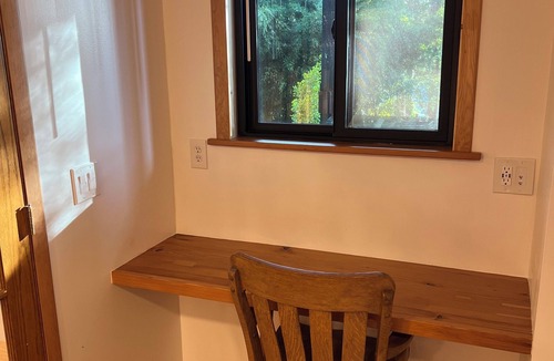 Western Apartment | Private Apartment with Spa Bathroom - heated floors, jetted tub, wifi, kitchen
