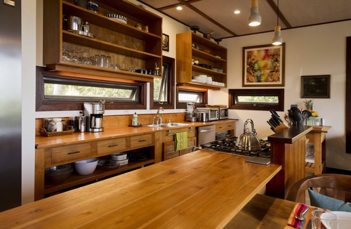 Kalapana House | Private Architect Ocean Retreat Sleeps 8–9 Amazing Views Exceptional Location