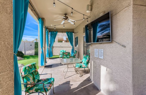 Litchfield Park House | Private Backyard, Golf, Tennis, Spring Training, Wildlife Zoo, Westgate