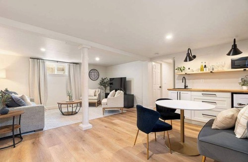 Camas House | Private Basement Guest Suite w/Hot Tub